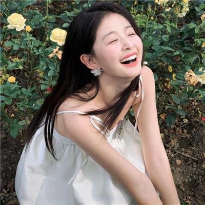 穿越橄榄树林
